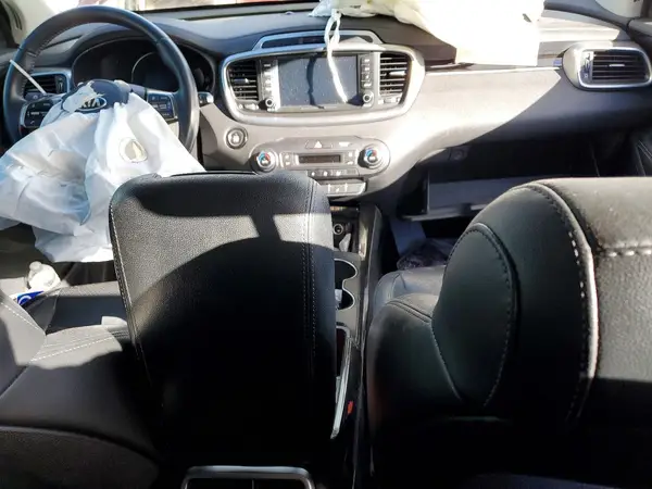 5XYPH4A5XKG442337 2019 KIA SORENTO - Image 8