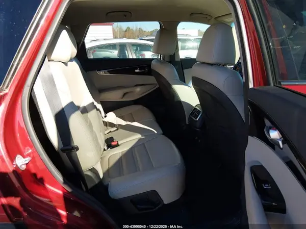 5XYPH4A5XKG456755 2019 KIA SORENTO - Image 8