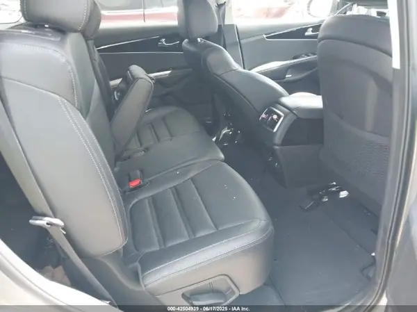 5XYPH4A5XKG470607 2019 KIA SORENTO - Image 8