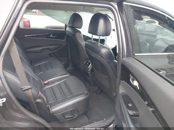 5XYPH4A5XKG503055 2019 KIA SORENTO - Image 8