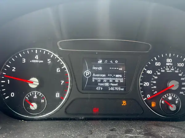 5XYPHDA10GG006830 2016 KIA SORENTO - Image 8