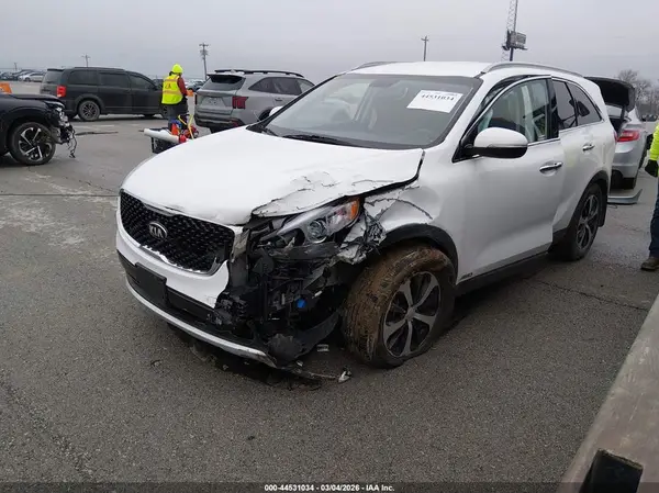 5XYPHDA10GG016242 2016 KIA SORENTO - Image 2