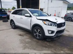5XYPHDA10GG023353 2016 KIA SORENTO