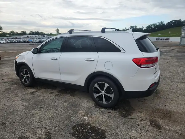 5XYPHDA10GG024695 2016 KIA SORENTO - Image 2