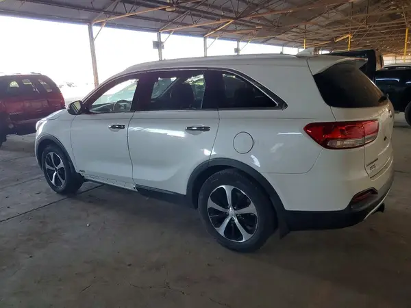 5XYPHDA10GG028732 2016 KIA SORENTO - Image 2