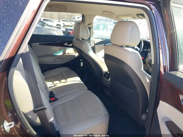 5XYPHDA10GG030321 2016 KIA SORENTO - Image 8
