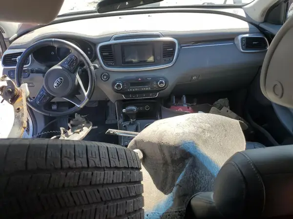 5XYPHDA10GG032490 2016 KIA SORENTO - Image 8