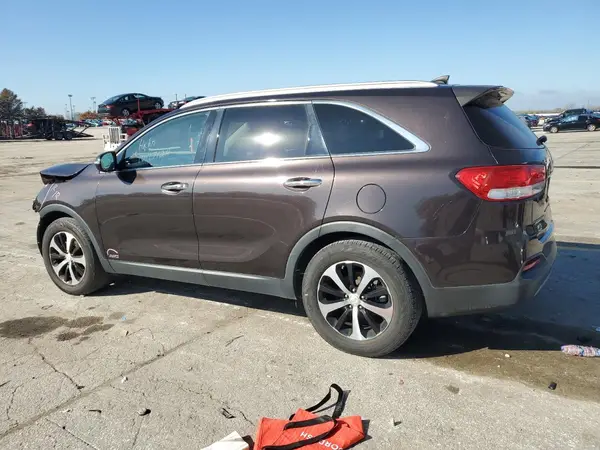 5XYPHDA10GG050133 2016 KIA SORENTO - Image 2