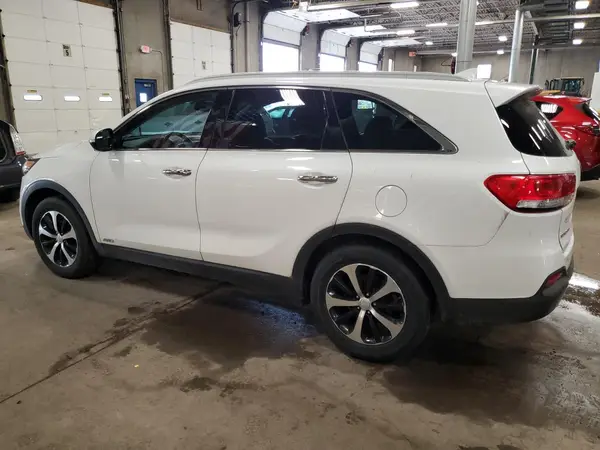 5XYPHDA10HG243898 2017 KIA SORENTO - Image 2