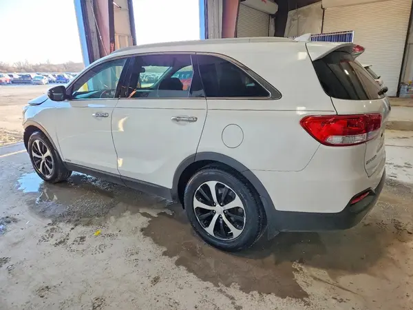 5XYPHDA11GG013592 2016 KIA SORENTO - Image 2