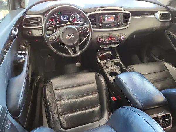 5XYPHDA11GG013592 2016 KIA SORENTO - Image 8