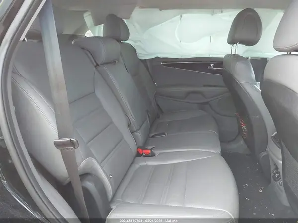 5XYPHDA11GG049749 2016 KIA SORENTO - Image 8