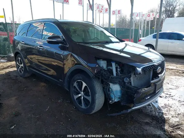5XYPHDA12GG020664 2016 KIA SORENTO - Image 1