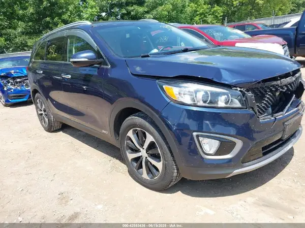 5XYPHDA12GG040669 2016 KIA SORENTO - Image 1