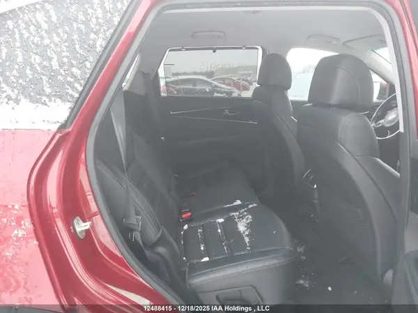 5XYPHDA12HG212801 2017 KIA SORENTO - Image 8