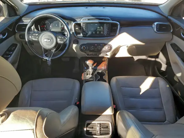 5XYPHDA12HG276725 2017 KIA SORENTO - Image 8