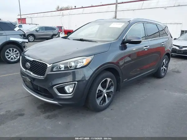 5XYPHDA13GG023864 2016 KIA SORENTO - Image 2