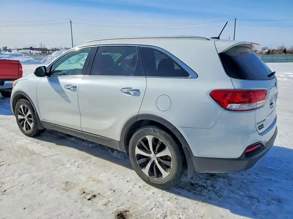 5XYPHDA13GG040809 2016 KIA SORENTO - Image 2