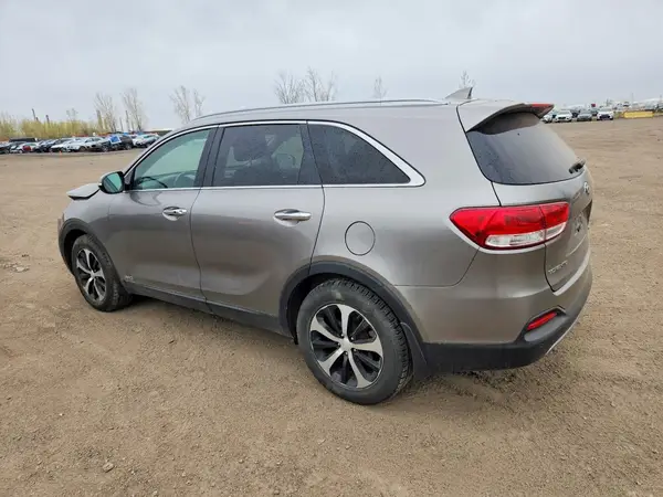 5XYPHDA13HG268682 2017 KIA SORENTO - Image 2