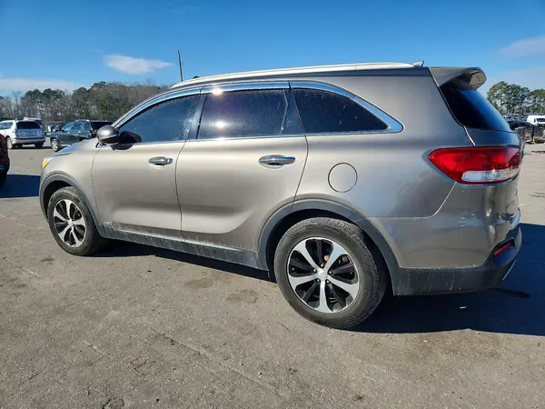 5XYPHDA14GG011819 2016 KIA SORENTO - Image 2