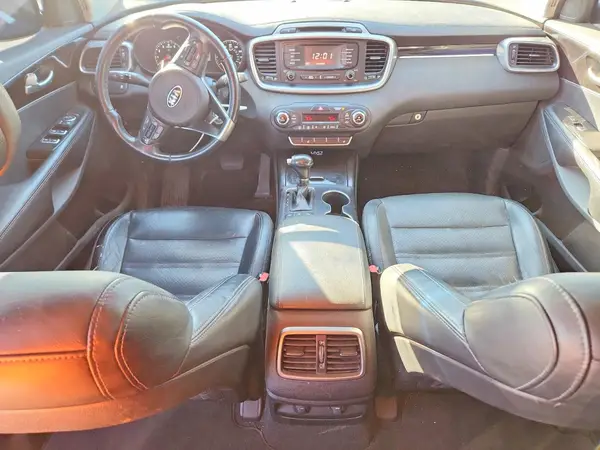 5XYPHDA14GG011819 2016 KIA SORENTO - Image 8
