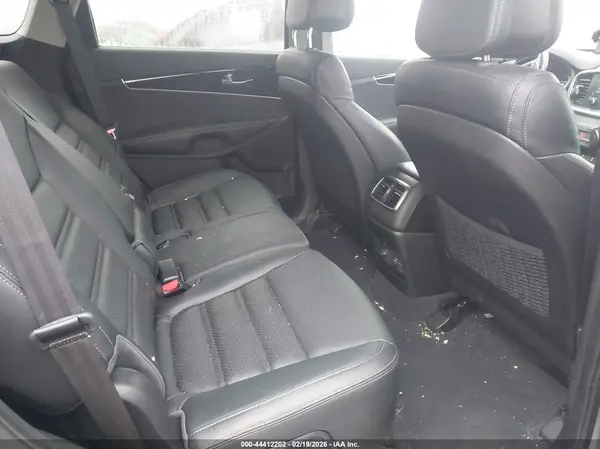 5XYPHDA14GG011822 2016 KIA SORENTO - Image 8