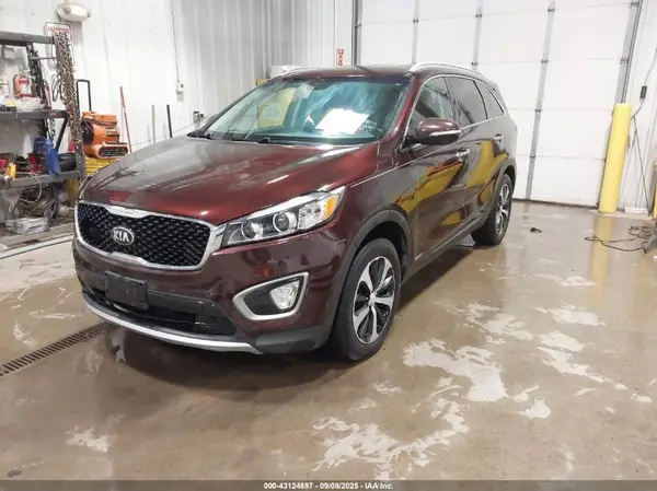 5XYPHDA14GG025039 2016 KIA SORENTO - Image 2