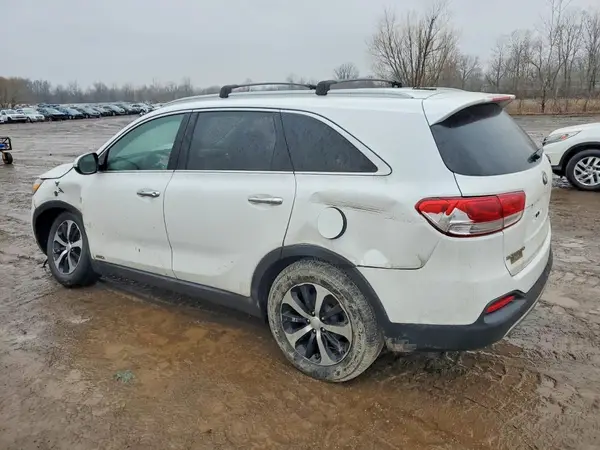 5XYPHDA14GG025364 2016 KIA SORENTO - Image 2
