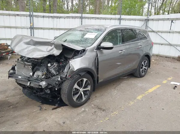 5XYPHDA14GG025476 2016 KIA SORENTO - Image 2