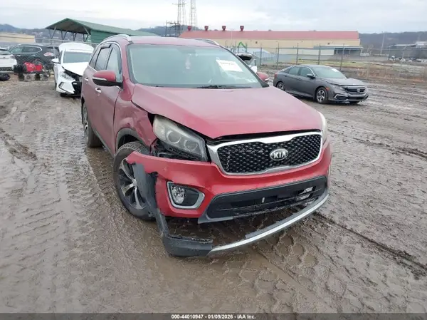 5XYPHDA14GG046246 2016 KIA SORENTO - Image 1