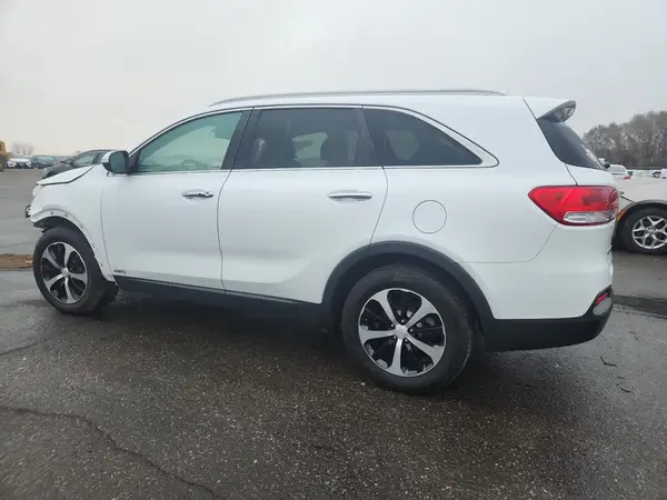 5XYPHDA14HG280937 2017 KIA SORENTO - Image 2