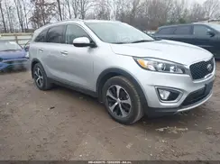 5XYPHDA15GG013899 2016 KIA SORENTO