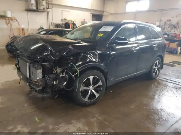 5XYPHDA15GG017029 2016 KIA SORENTO - Image 2