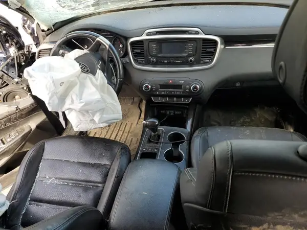 5XYPHDA15GG051357 2016 KIA SORENTO - Image 8