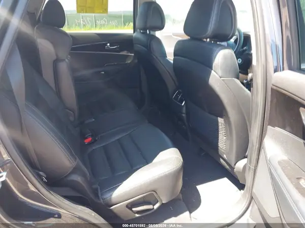 5XYPHDA15GG122850 2016 KIA SORENTO - Image 8