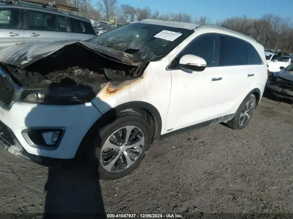 5XYPHDA15HG271440 2017 KIA SORENTO - Image 2