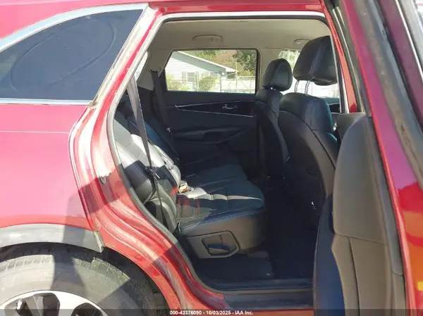 5XYPHDA16GG016648 2016 KIA SORENTO - Image 8