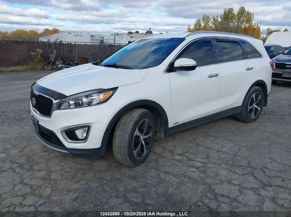 5XYPHDA16GG103014 2016 KIA SORENTO - Image 2