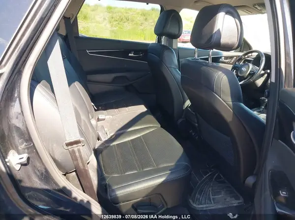 5XYPHDA16GG186668 2016 KIA SORENTO - Image 8