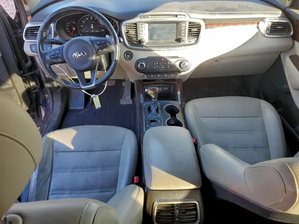 5XYPHDA16HG243856 2017 KIA SORENTO - Image 8
