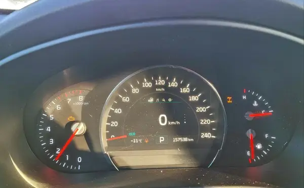5XYPHDA16JG366059 2018 KIA SORENTO - Image 8