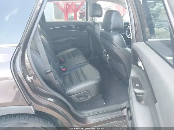 5XYPHDA17GG029215 2016 KIA SORENTO - Image 8