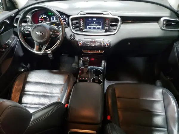 5XYPHDA17HG280933 2017 KIA SORENTO - Image 8