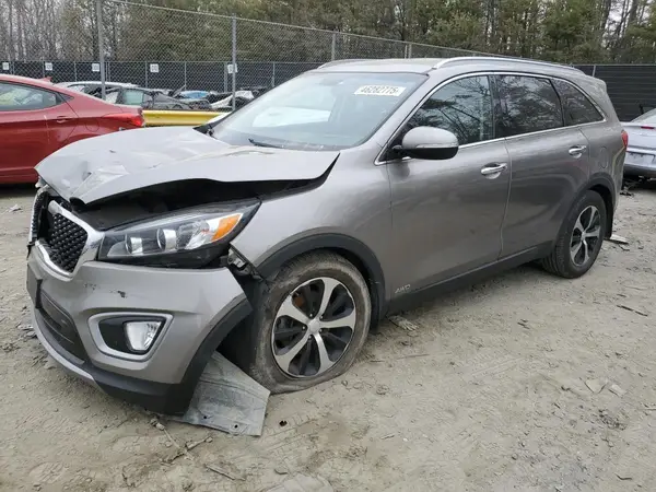 5XYPHDA17JG359122 2018 KIA SORENTO - Image 1