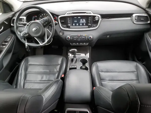 5XYPHDA17JG359122 2018 KIA SORENTO - Image 8