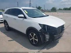 5XYPHDA18GG010818 2016 KIA SORENTO
