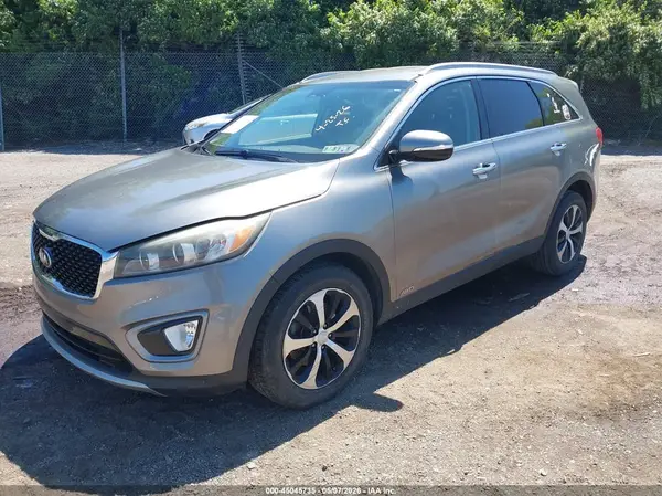 5XYPHDA18GG030633 2016 KIA SORENTO - Image 2
