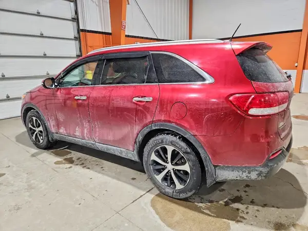 5XYPHDA18GG048906 2016 KIA SORENTO - Image 2