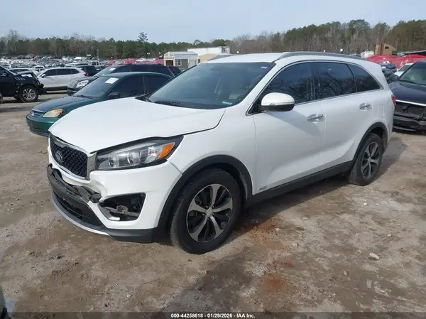 5XYPHDA19GG009127 2016 KIA SORENTO - Image 2