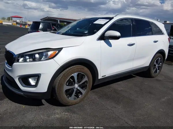 5XYPHDA19GG011797 2016 KIA SORENTO - Image 2